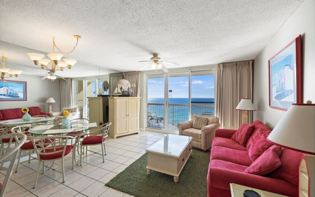 Pelican Beach 1207 1 Bedroom Condo by Pelican Beach Management