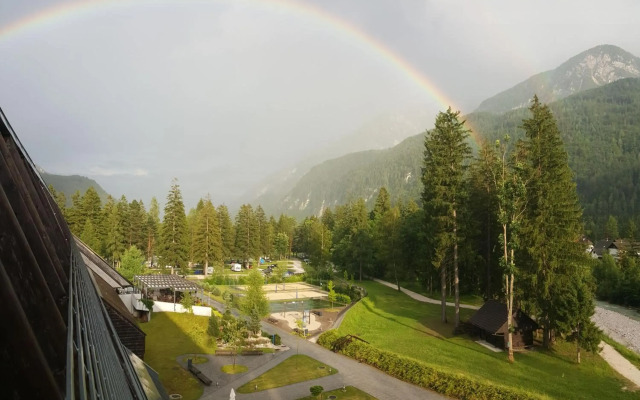 Spik Alpine Wellness Resort