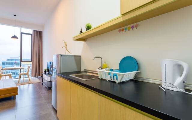 Luzzeri Suite Empire Damansara