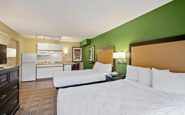 Extended Stay America Suites Washington DC Falls Church