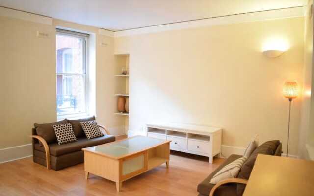 2 Bedroom Apartment in The Heart of Westminster