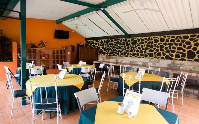 Hotel & Motel Hacienda Jiutepec