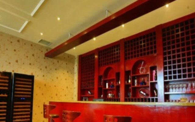 Linghang International Hotel
