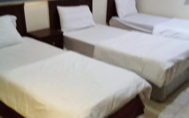 البحر سكنك الخاص