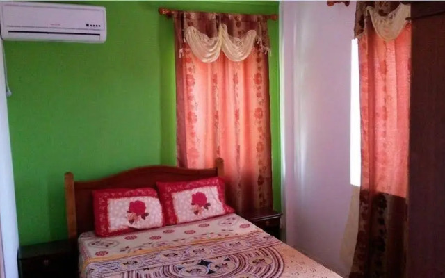 Paradisia Holiday Inn