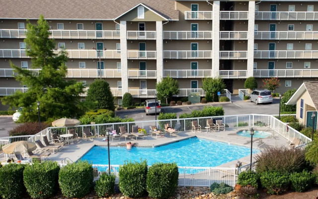 Whispering Pines 514