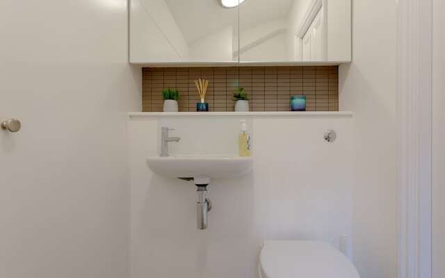 Stunning 2 Bedroom 2 Bathroom in South Kensington