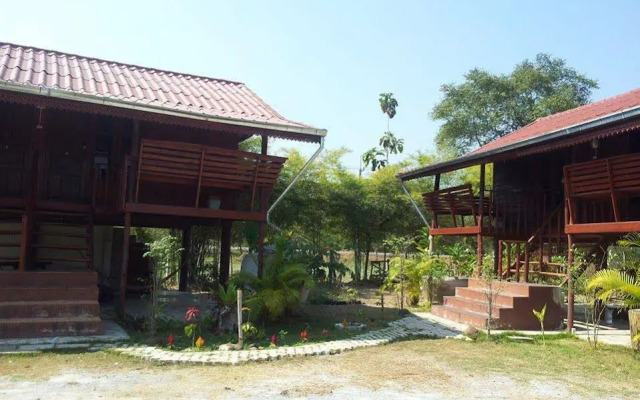 Khontong Resort