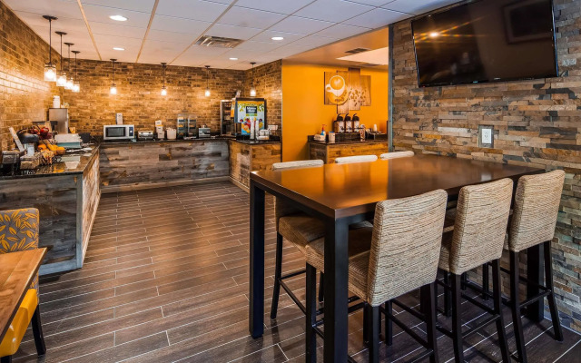 Best Western Logan Inn