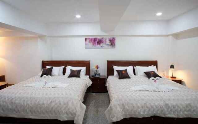 Cha Li's Family Hotel&Hostel