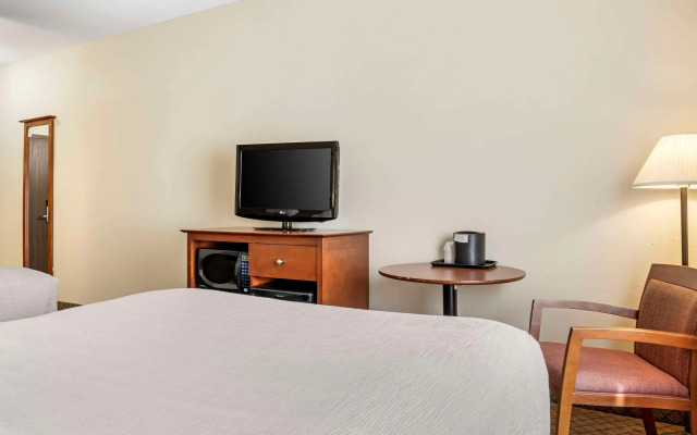 Quality Inn Airport