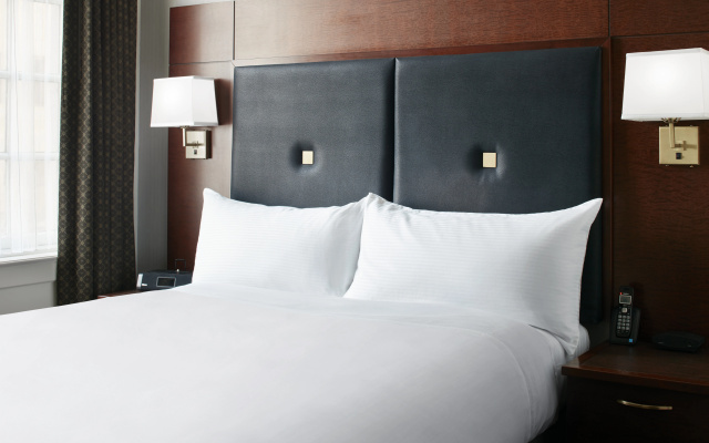 Club Quarters Hotel Downtown, Houston - Image 3