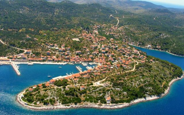 Sali Modern Seaview Apartment