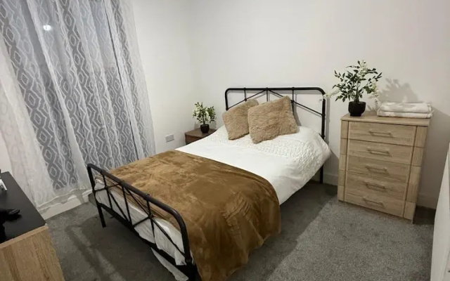Seabreeze Suit Bournemouth Boscombe