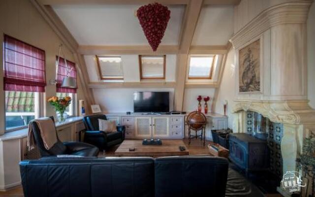 Zaanhof Luxurious Amsterdam Zaanse Schans Loft Apartment