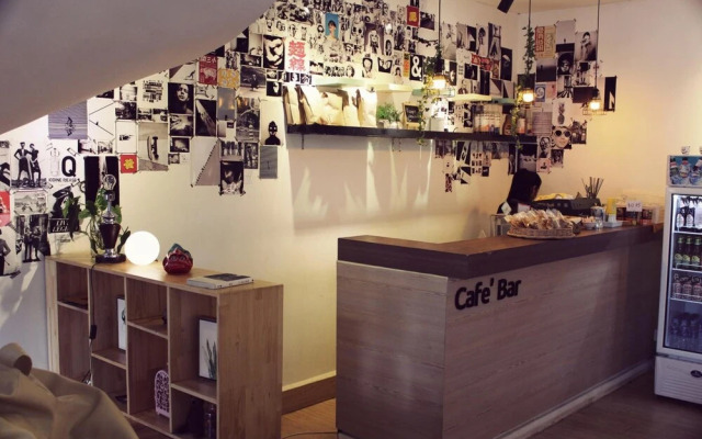 Cozycloud Backpackers Hostel