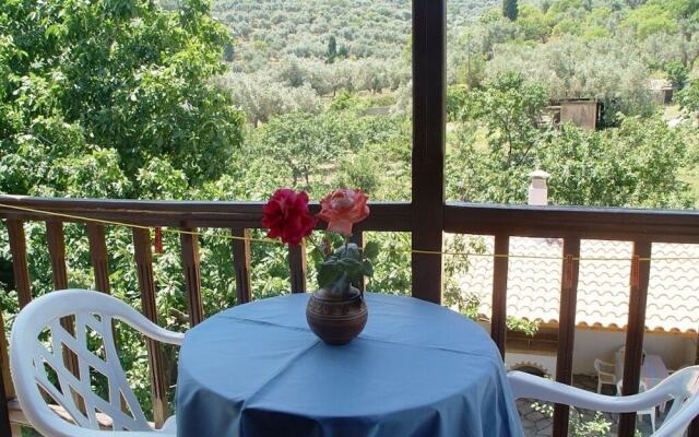 Christos Guesthouse