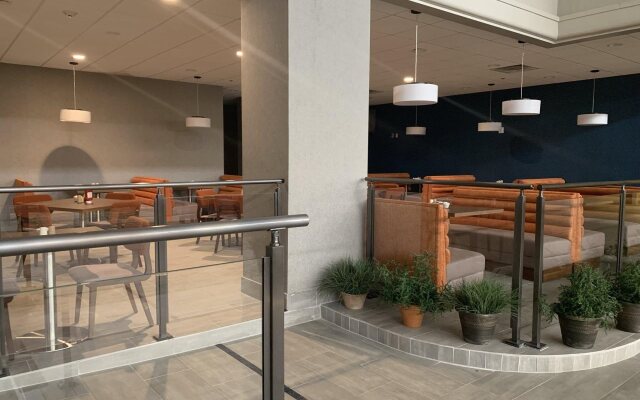 Holiday Inn Baton Rouge-South by IHG