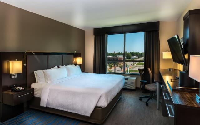 Holiday Inn Owensboro Riverfront, an IHG Hotel