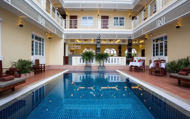 Grand Bayon Siem Reap Hotel