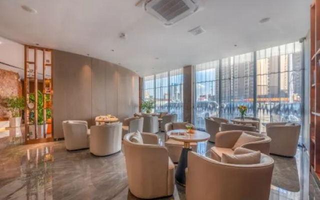 Chengji Hotel (Guigang National Culture Park)