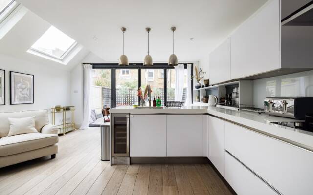 The Fulham Nook - Modern & Stunning 4BDR Home with Garden