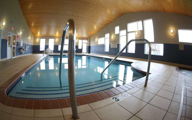 GrandStay Hotel & Suites Perham