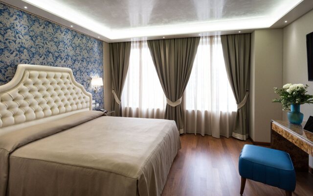 Santa Chiara Hotel
