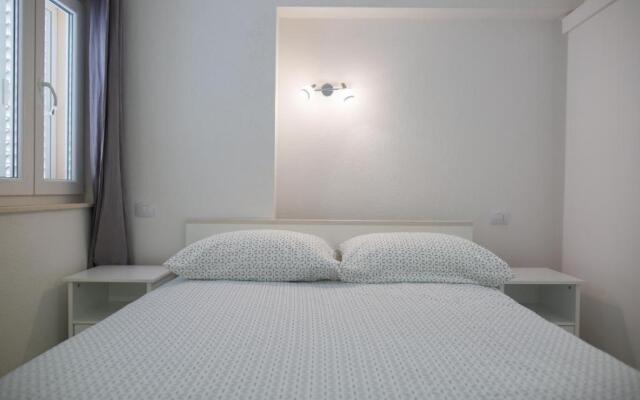 Serious Job Apartment