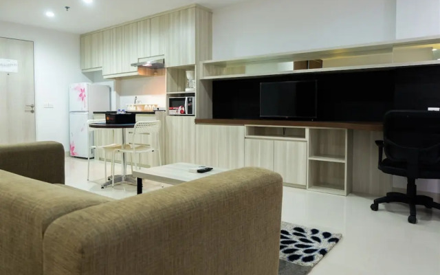 Studio Room Azalea Suites Apartment