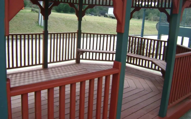 Meriwether Country Inn