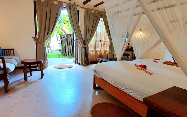 Kena Beach Hotel