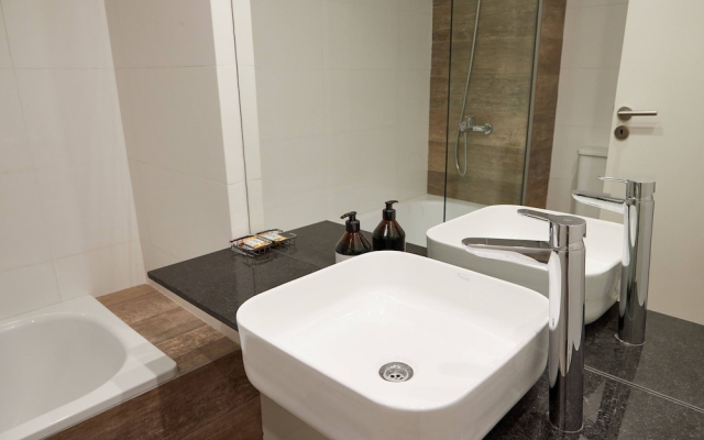 Cozy  Modern Studio 209