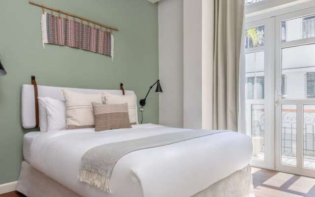 w Stunning 2BR With Balcony in Casco Viejo
