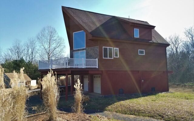 The Shuck- Christophers Riverside Cabin