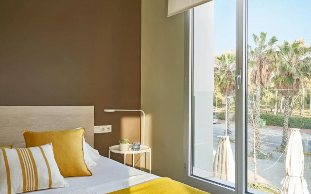 Lugaris Beach - Apartments