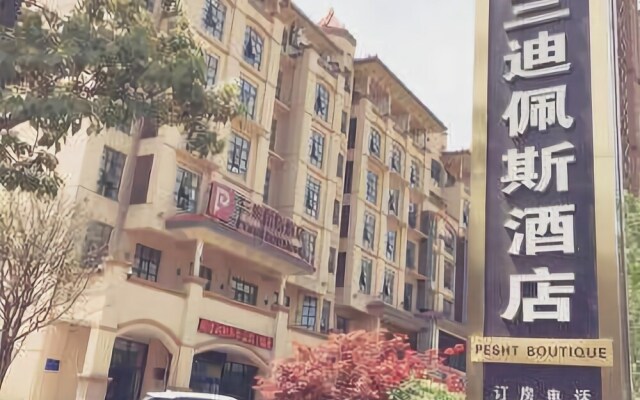 Pesht Hotel