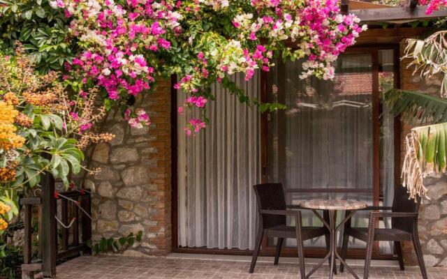 Suna House