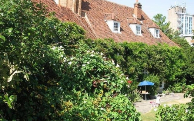 Rothmans B&B