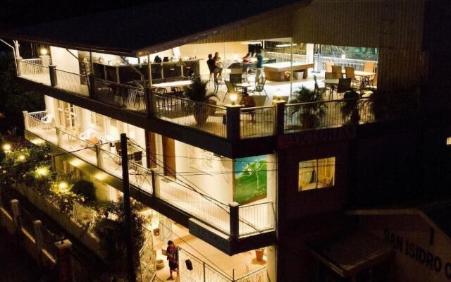 Victoria's Bed & Breakfast