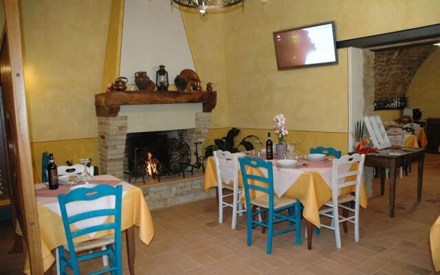 Agriturismo Casale la Palombara