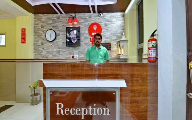 OYO 16992 Primrose Residency