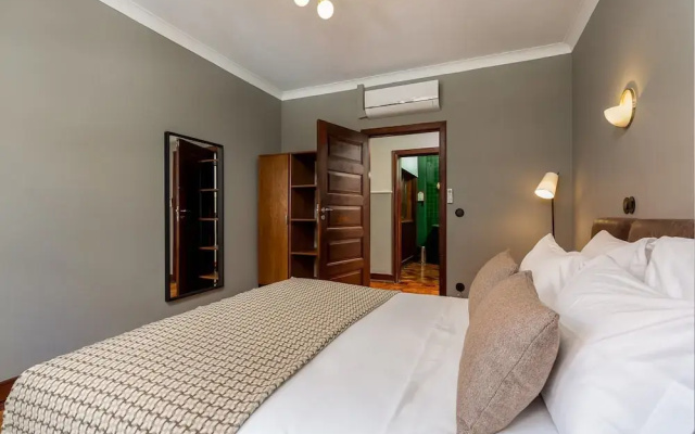Spacious Family Apartment in Porto