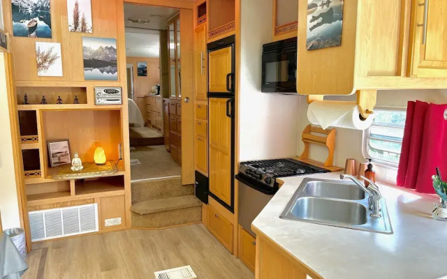 Quiet Mind Lodge Retreat & Spa  Sequoias