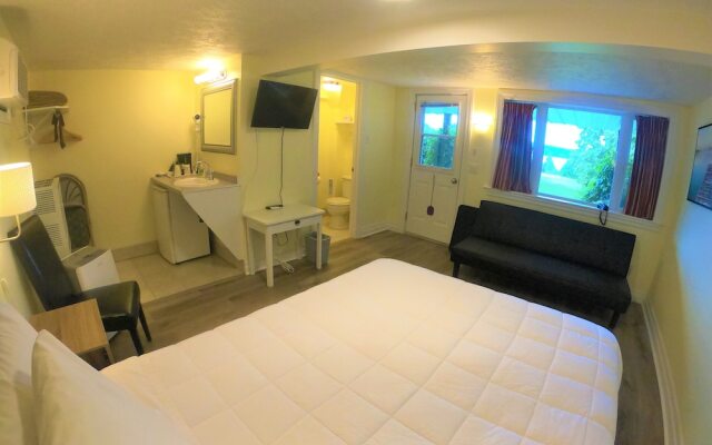 Waterview On The Bay