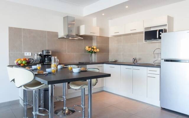 The View YourHostHelper