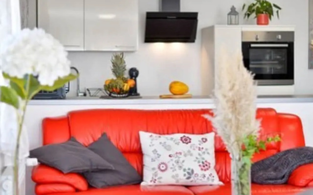 Villa Cerina With Outdoor Swimming Pool