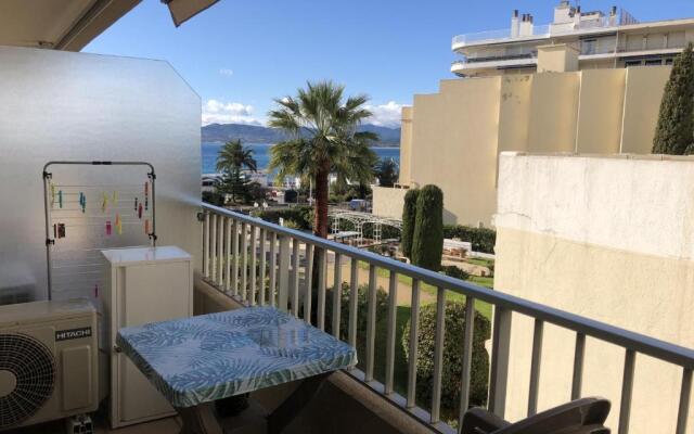 Appartement Saint-Raphaël, 1 pièce, 3 personnes - FR-1-466A-22