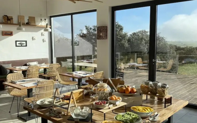 Montimerso Skyscape Country House