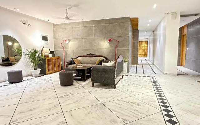 Divine Inn Hotel Rajouri Gardan